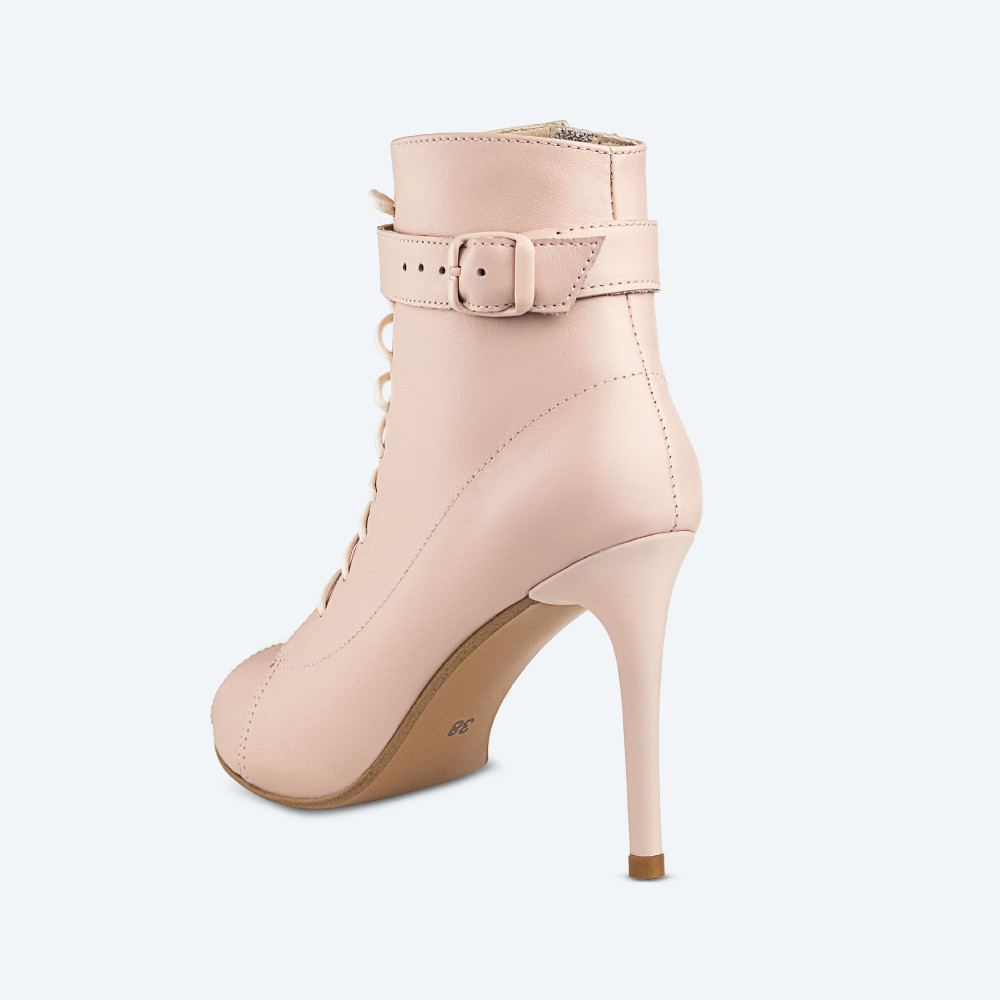 blush-blossoms-ko-en-boty-high-heel-na-vysok-m-podpatku-s-dvojitou